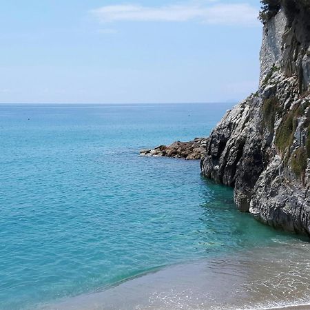 Albergo Natalina Finale Ligure Exteriér fotografie