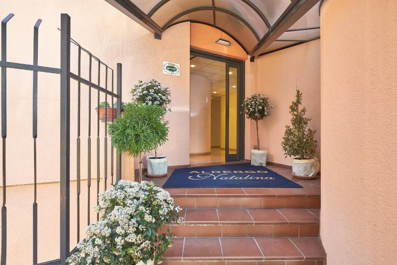 Albergo Natalina Finale Ligure Exteriér fotografie