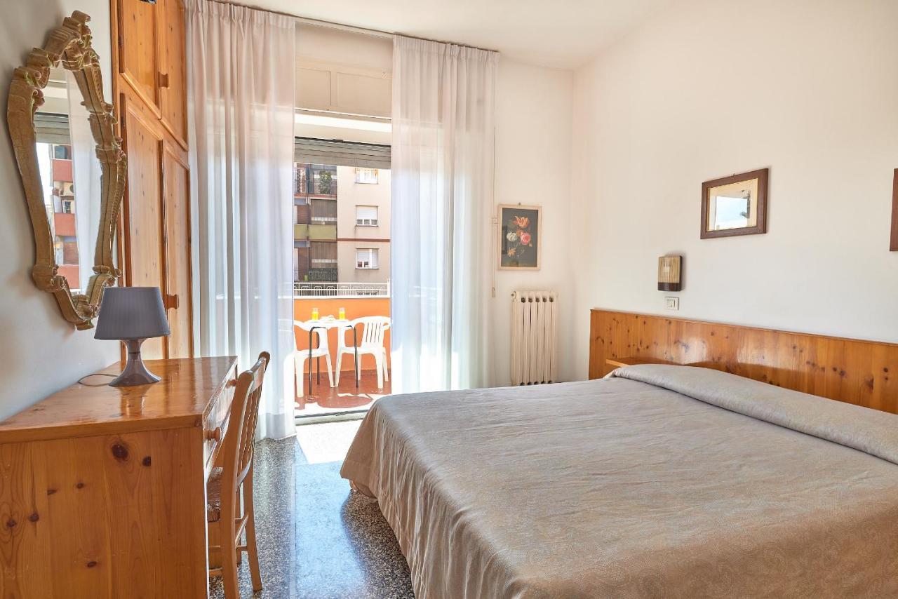 Albergo Natalina Finale Ligure Exteriér fotografie