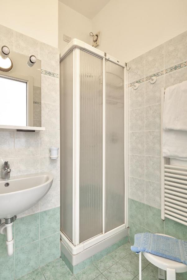 Albergo Natalina Finale Ligure Exteriér fotografie