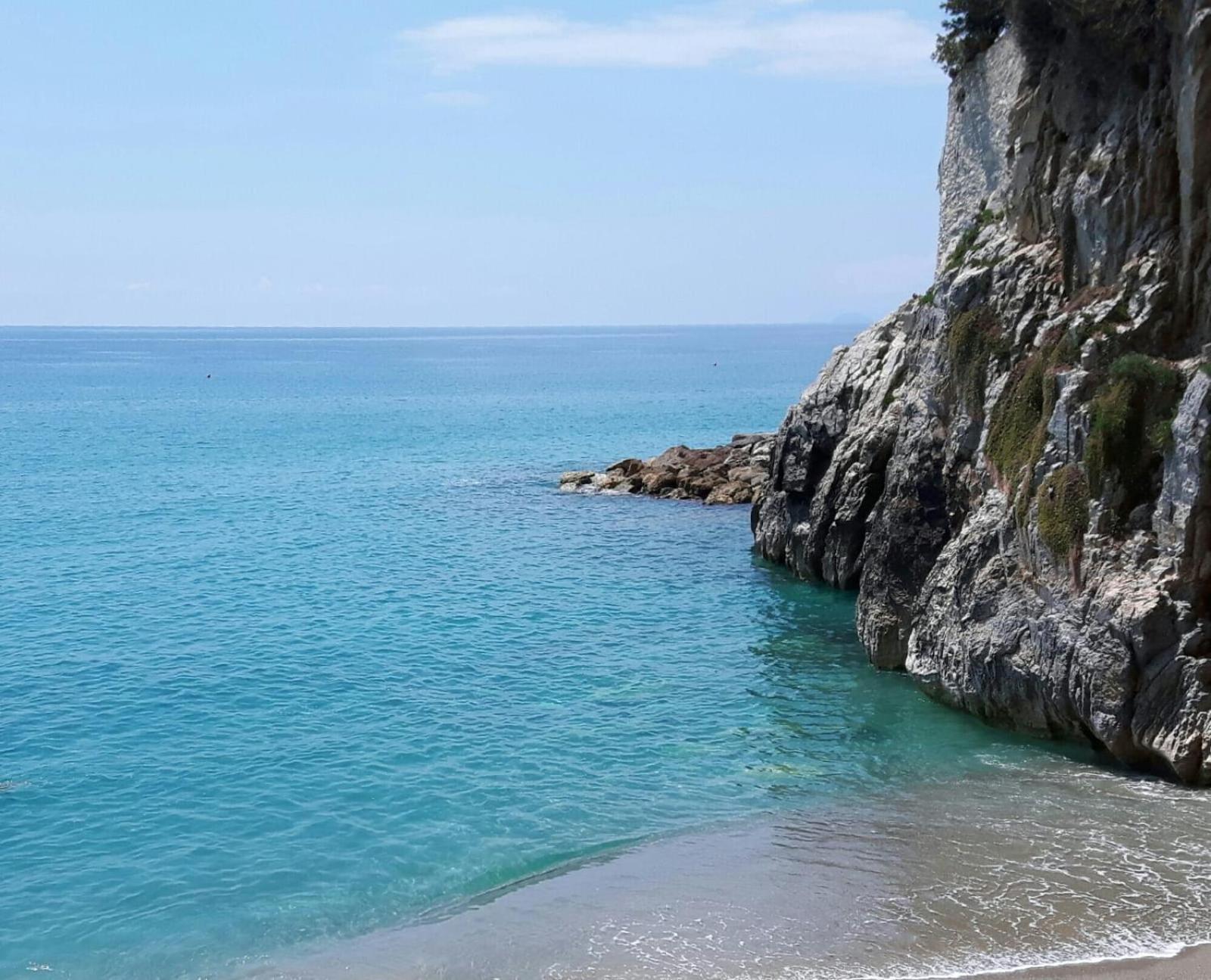 Albergo Natalina Finale Ligure Exteriér fotografie