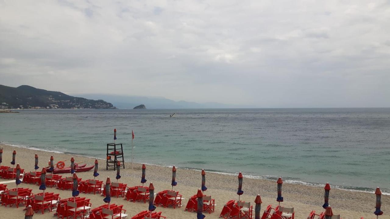 Albergo Natalina Finale Ligure Exteriér fotografie