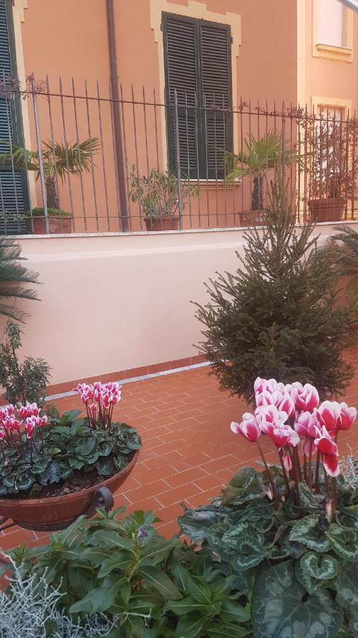 Albergo Natalina Finale Ligure Exteriér fotografie